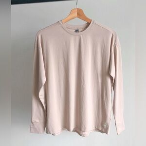 Vuori Long-Sleeve Feather Tee size M